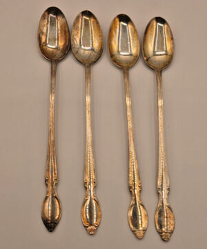 Vintage WM Rogers Silver-Plated Teaspoons - Set of 4